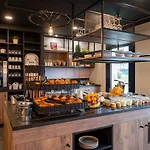 Kyriad Hotel Laval (Mayenne)