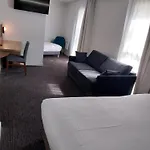 Kyriad Hotel 3*