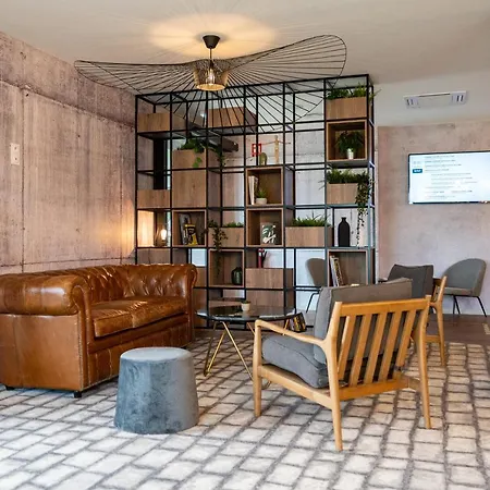 Kyriad Hotel 3*