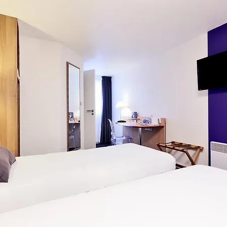 Kyriad 3* Λαβάλ