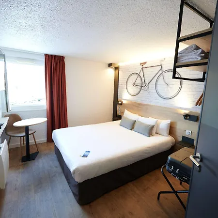 Kyriad Hotel