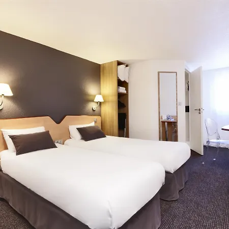 Kyriad Ξενοδοχείο 3*