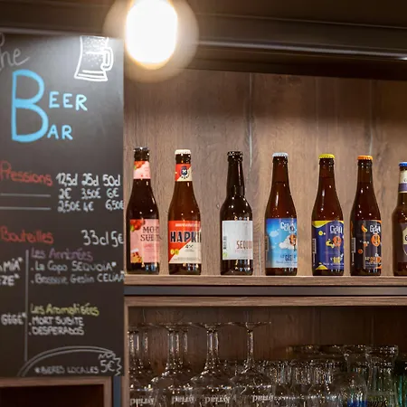 基里亚德拉瓦勒酒店 酒店