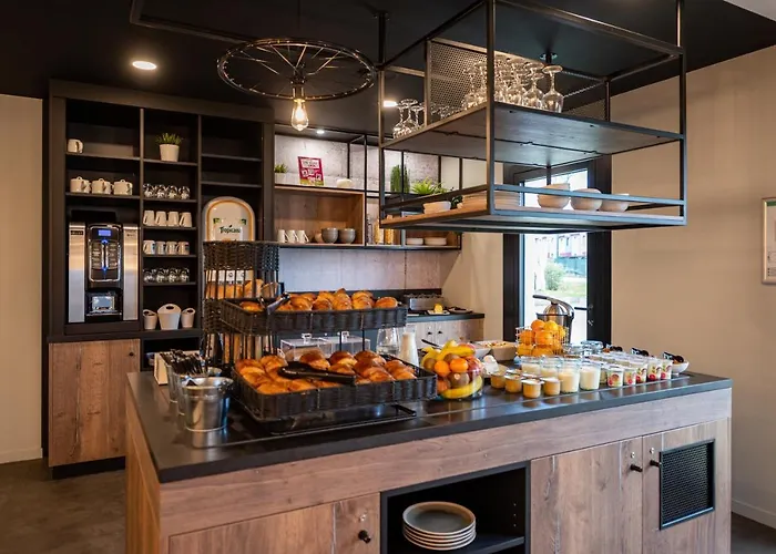 Kyriad Hotel Laval (Mayenne)