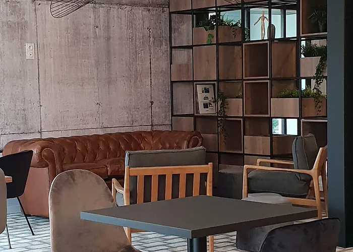 Kyriad 3* Laval (Mayenne)